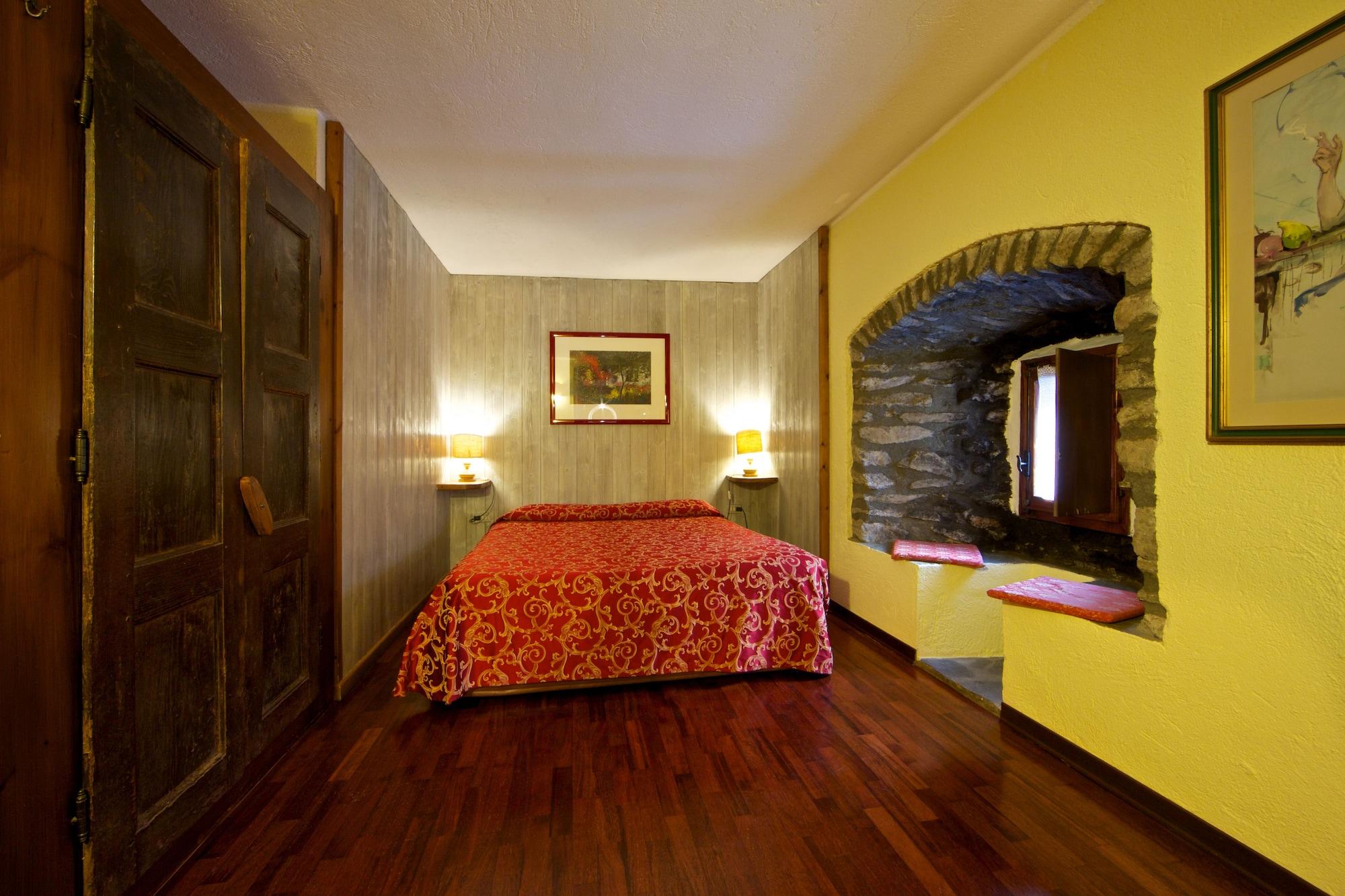 Hotel Dolonne Courmayeur Exterior photo