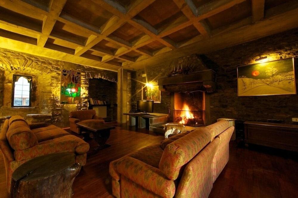 Hotel Dolonne Courmayeur Exterior photo