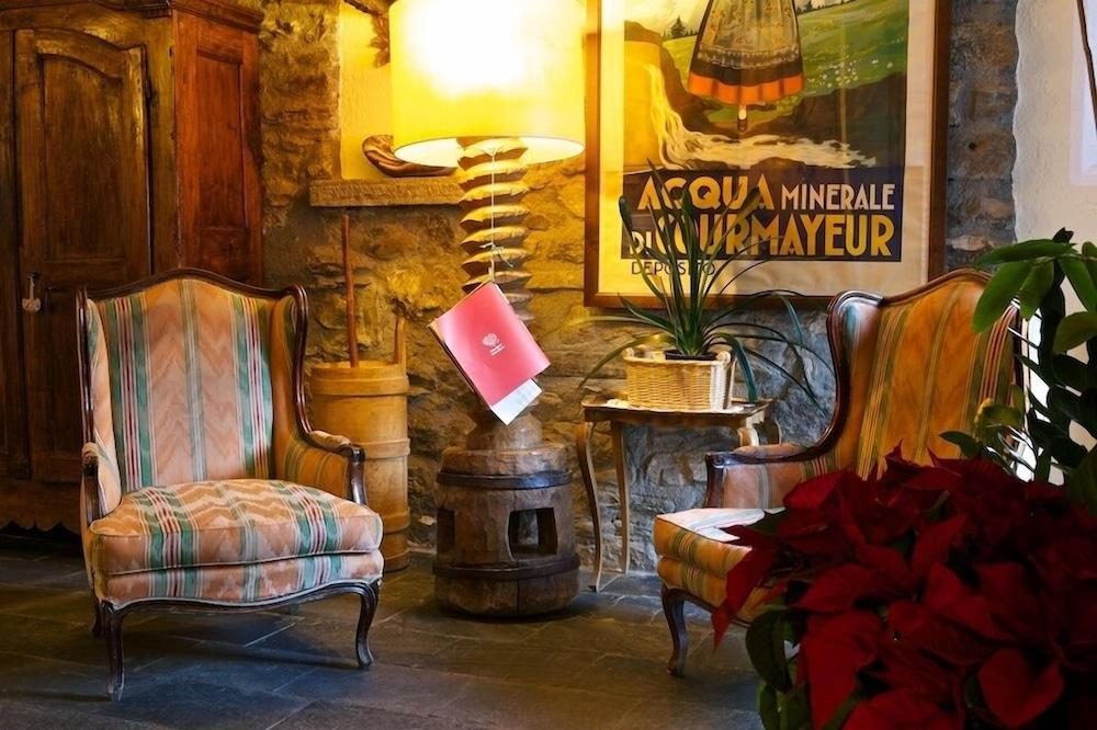 Hotel Dolonne Courmayeur Exterior photo