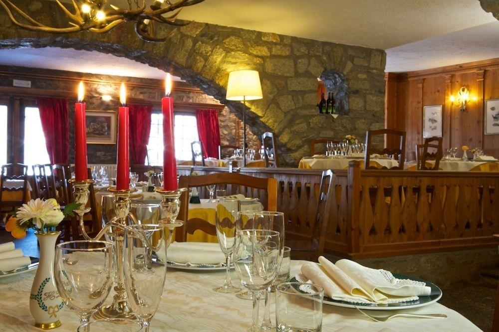Hotel Dolonne Courmayeur Exterior photo