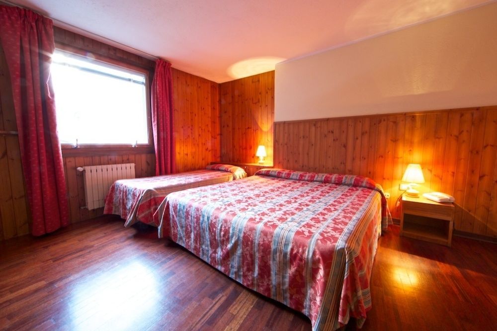 Hotel Dolonne Courmayeur Exterior photo