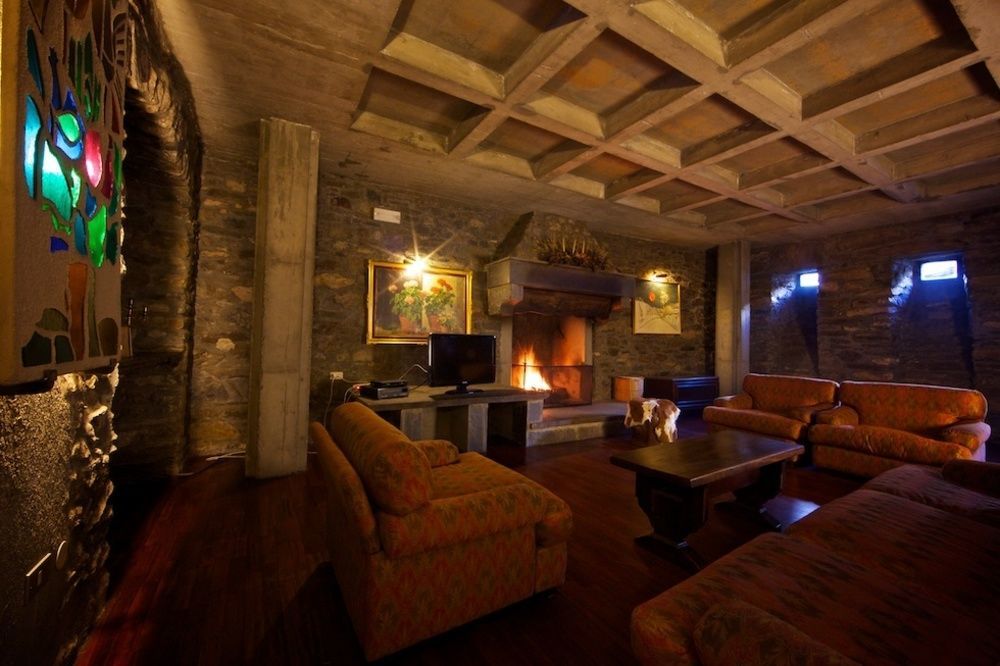 Hotel Dolonne Courmayeur Exterior photo