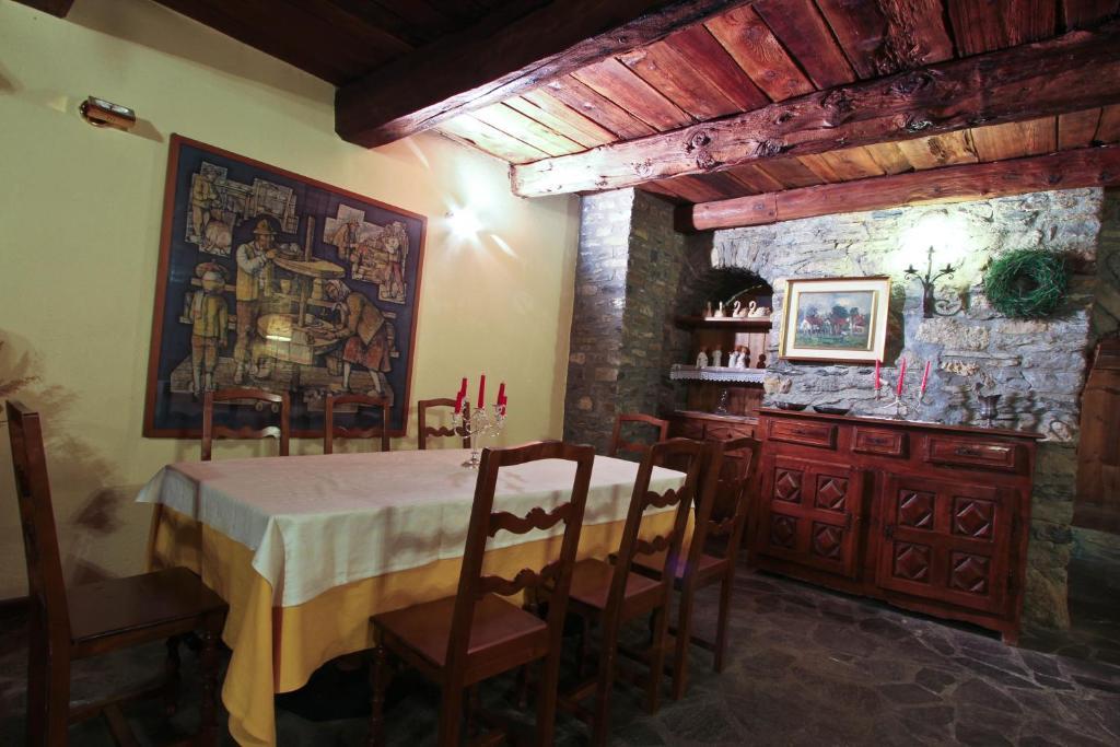 Hotel Dolonne Courmayeur Exterior photo